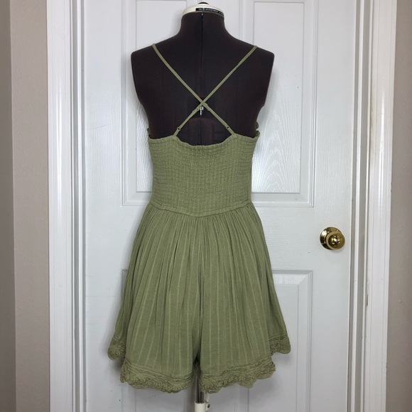 AEO Cotton Blend Green  Adjustable Straps Pockets Embroidered V Neck Romper M - Picture 5 of 15